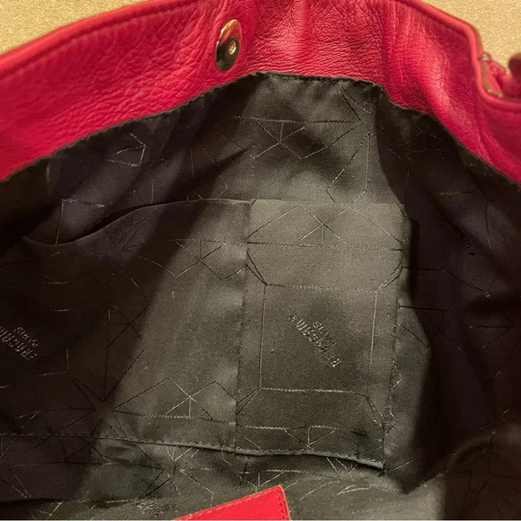 Beracamy Paris Red Hobo Bag - Picture 7 of 15